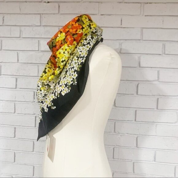 Gucci Silk Degrade Black Multicolor Floral Square Scarf - Picture 14 of 16